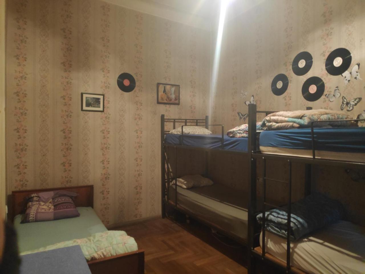 Amoun Hostel Tiflis Exterior foto